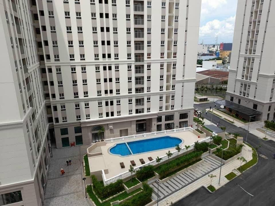 Can Ho Cao Cap Imperial Place Ho Chi Minh-staden Exteriör bild